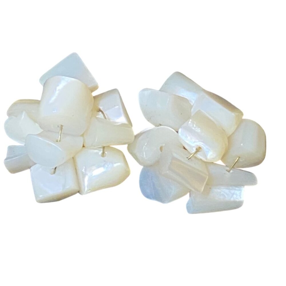 Vintage Mother Of Pearl Cluster Screw-Back Earrings